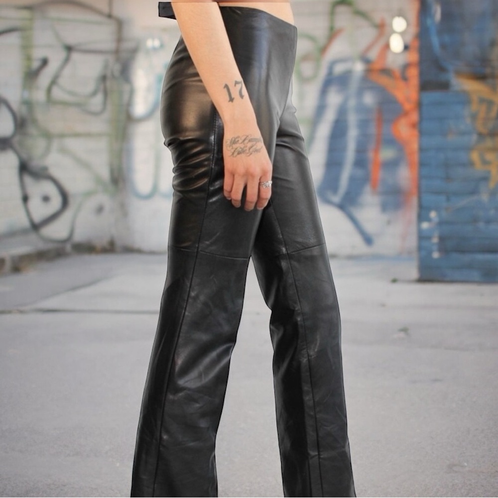 Danier Classic Straight Cut Side Zipper Leather Pants